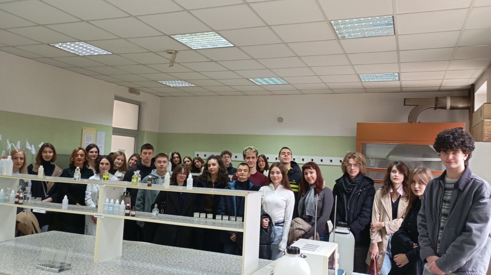 Posjeta poljoprivredno-prehrambenom fakultetu Univerziteta u Sarajevu. | Treća gimnazija Sarajevo